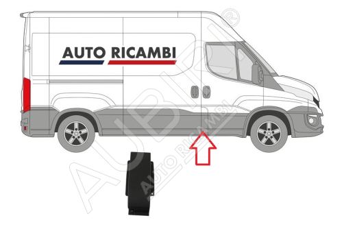 Baguette de protection Iveco Daily depuis 2014 droit, derrière la porte avant, montant B